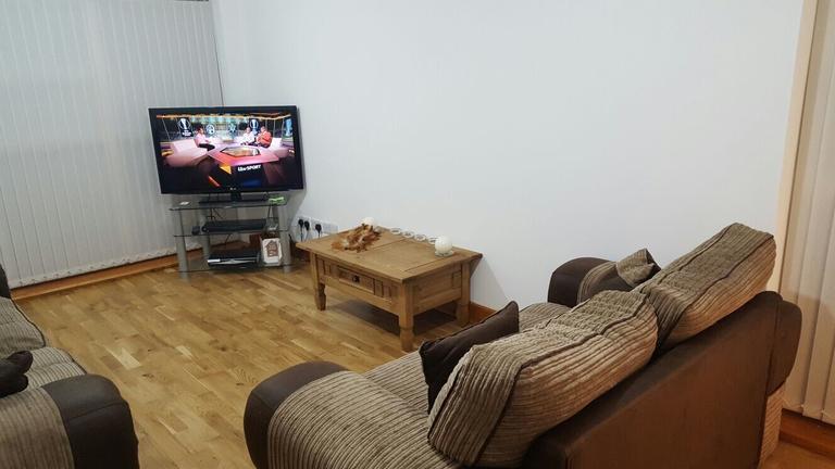 Robinwood Court, Hyde Park, Leeds, LS8 1DZ