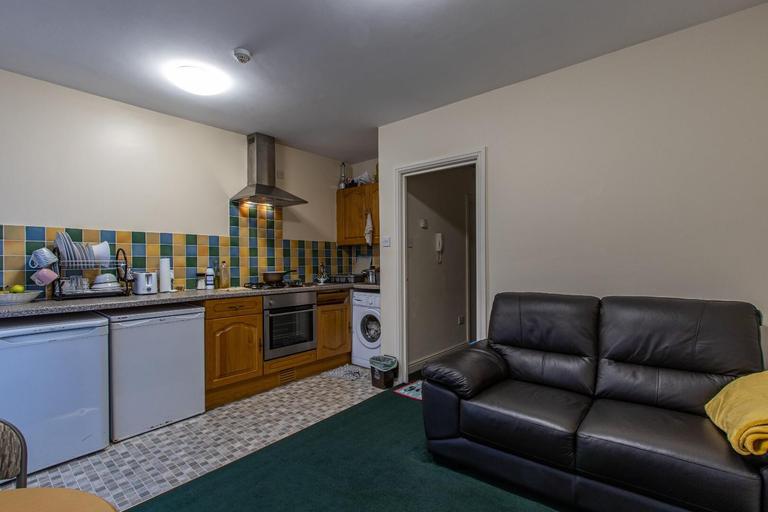 Allensbank Road, Heath, Cardiff, CF14 3PN