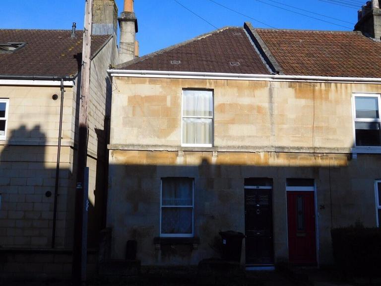 4 bedroom house for rent Albany Road, Bath, BA2 1BP UniHomes