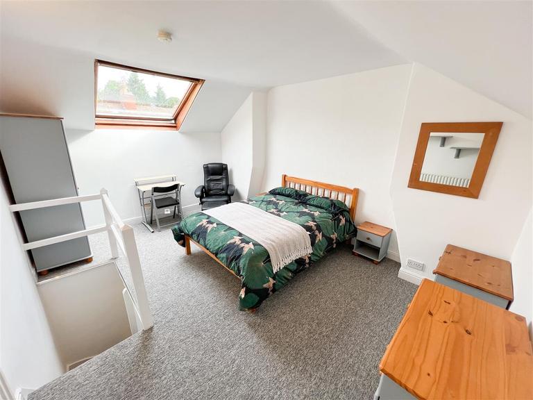 Neill Road, Ecclesall, Sheffield, S11 8QJ