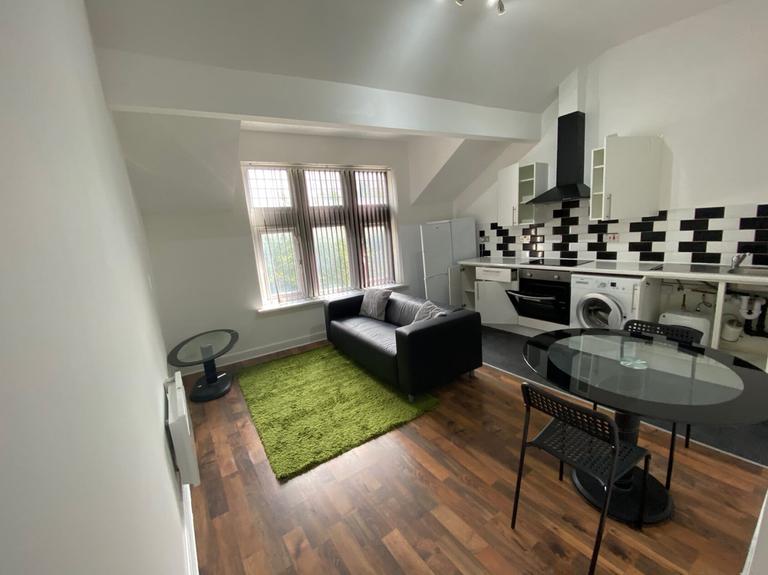Chapeltown Road, City Centre, Leeds, LS7 4HZ