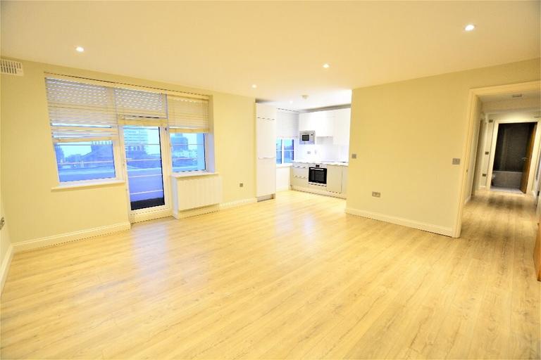 2 bedroom apartment for rent Western Road, Flat 29, Brighton, BN1 2AJ UniHomes