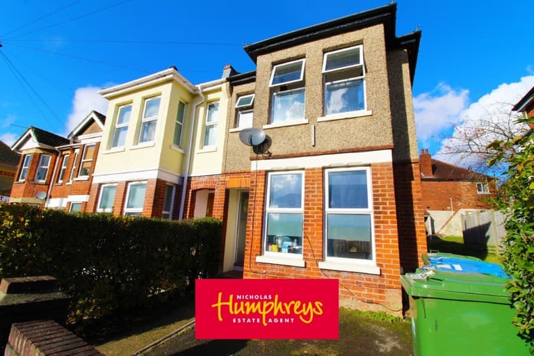 Wilton Avenue, The Polygon, Southampton, SO15 2HB