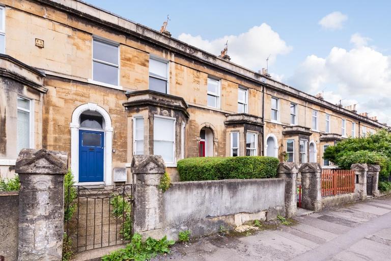 Lower Bristol Road, Oldfield Park, Bath, BA2 3BE