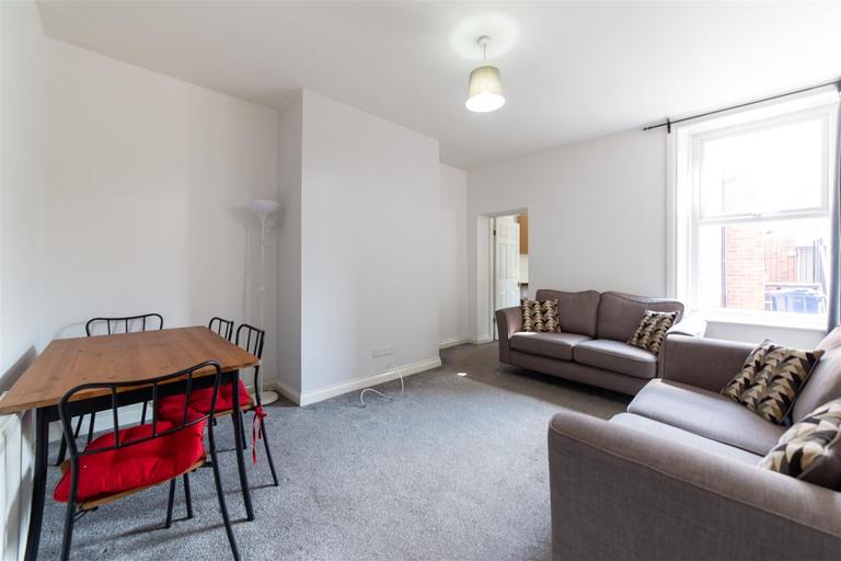 Simonside Terrace, Heaton, Newcastle, NE6 5LA