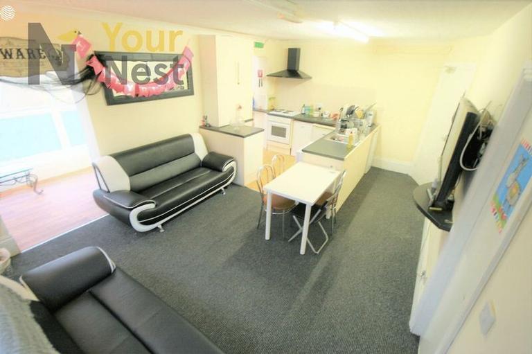 Becketts Park Road, Headingley, Leeds, LS6 3PG