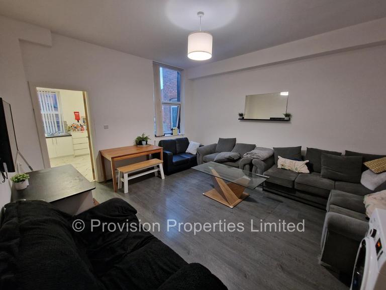 Brudenell Road Leeds, Hyde Park, Leeds, LS6 1EE