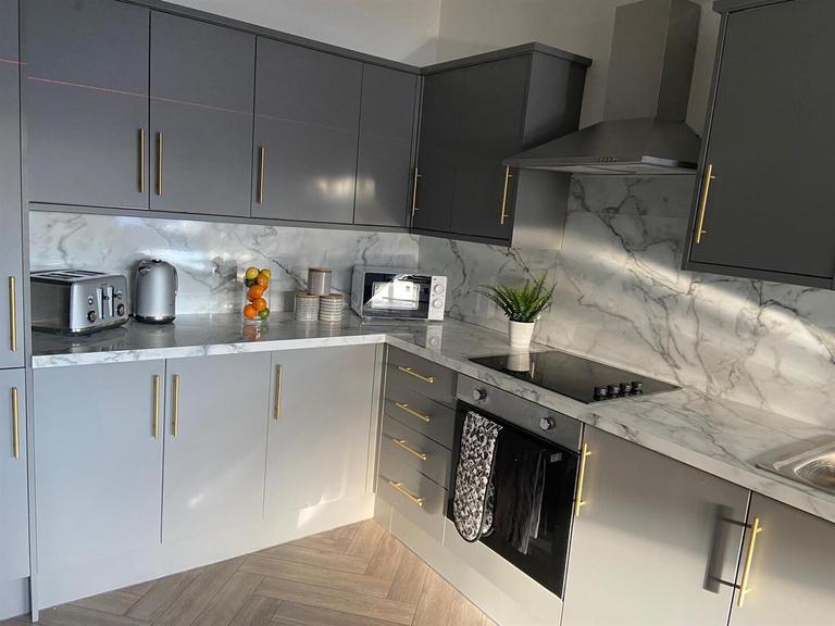 Bridge View House, City Centre, Newcastle, NE1 2AF