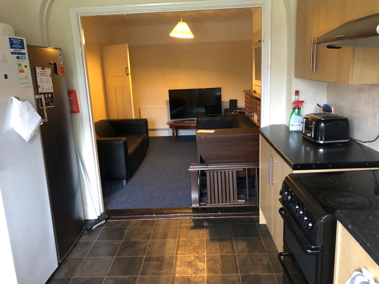 5 bedroom house for rent Harrison Road, Southampton, SO17 3TL UniHomes