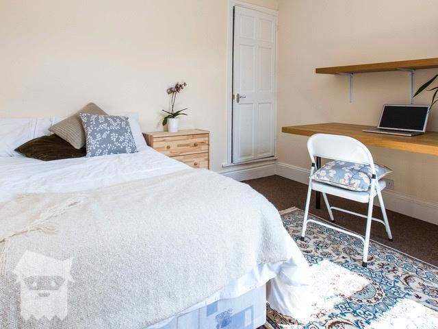 Lytton Road, Clarendon Park, Leicester, LE2 1WJ