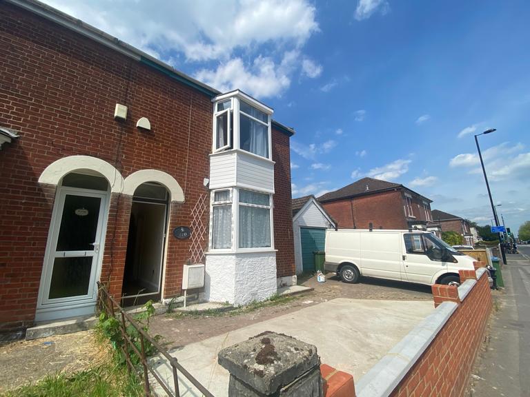 Burgess Road, Portswood, Southampton, SO17 1TU