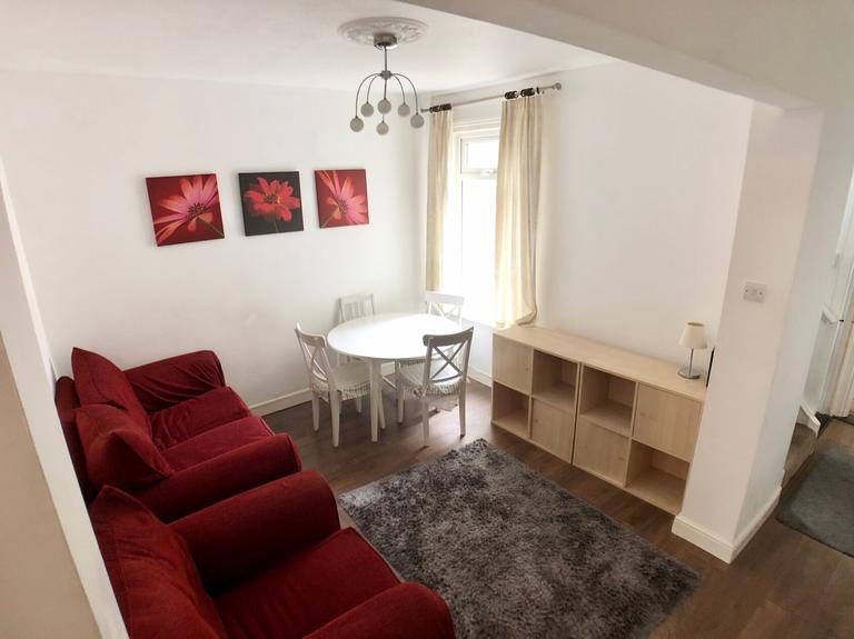 Alver Road, Fratton, Portsmouth, PO1 5HW