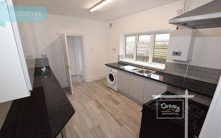 Mayfield Road, Highfield, Southampton, SO17 3SX