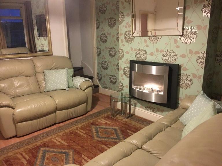 3 bedroom house for rent Pershore Road, Birmingham, B29 7NG UniHomes