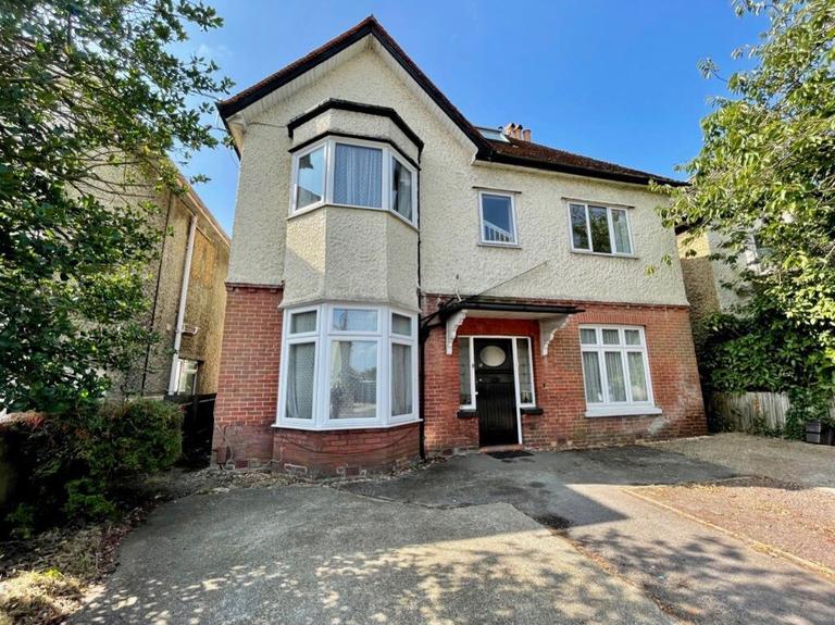 Talbot Road, Winton, Bournemouth, BH9 2JF