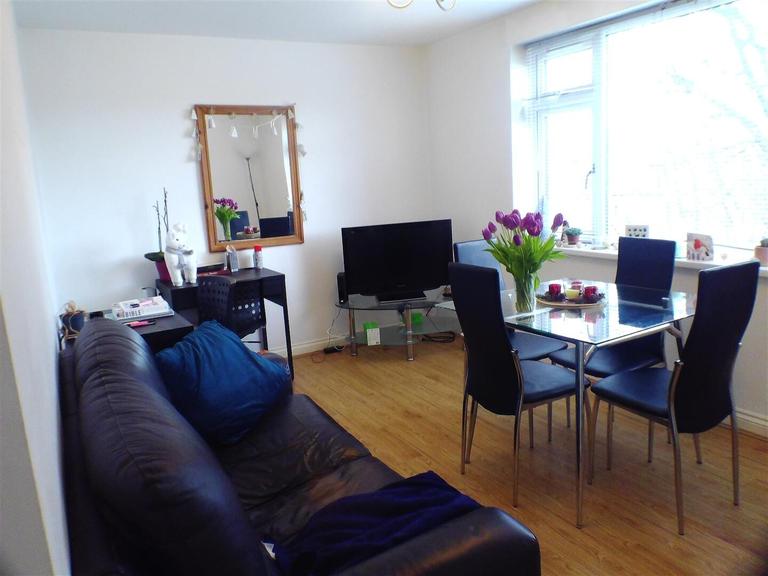 Blenheim Court , Barons Close, Harborne, Birmingham, B17 9TL