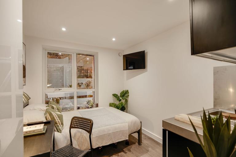 Gloucester Rd N, Filton, Bristol, BS34 7QA