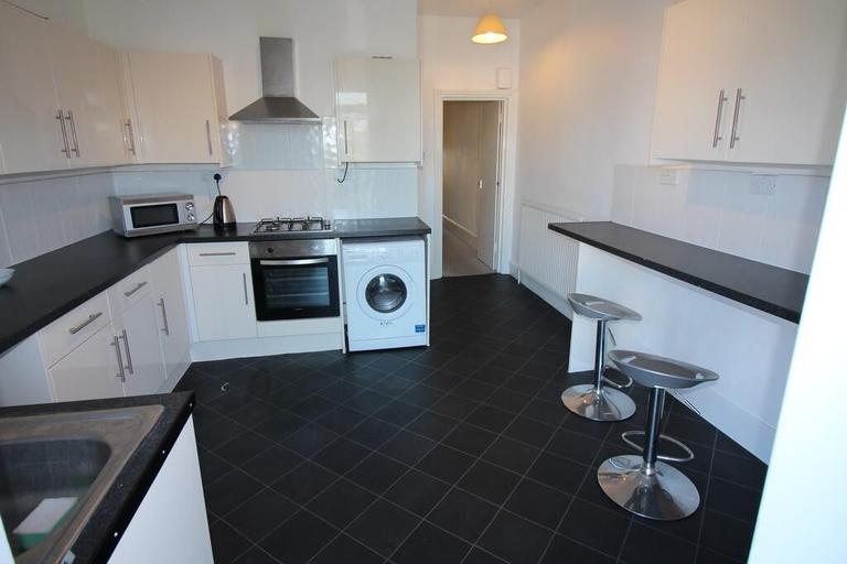 Lennox Road South, Southsea, Portsmouth, PO5 2HT