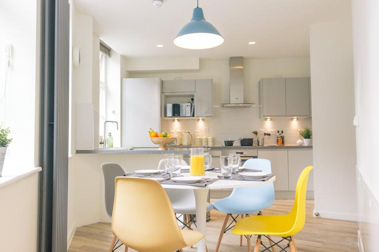 Bells Square, City Centre, Sheffield, S1 2FY