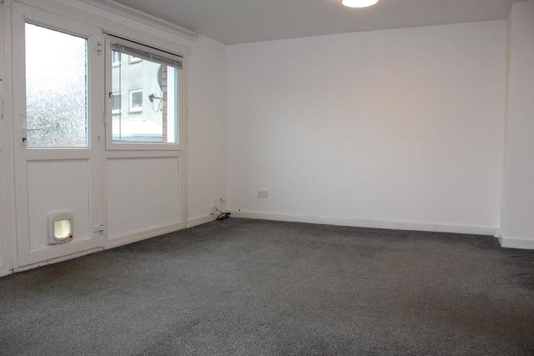 Watertoun Road, Flat 2, Marchmont, Edinburgh, EH9 3HZ