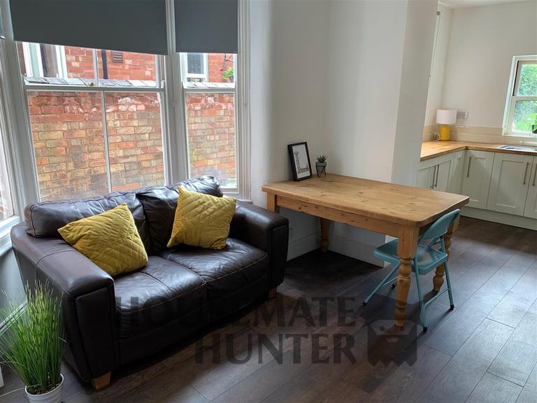 Daneshill Road, Westcotes, Leicester, LE3 6AL