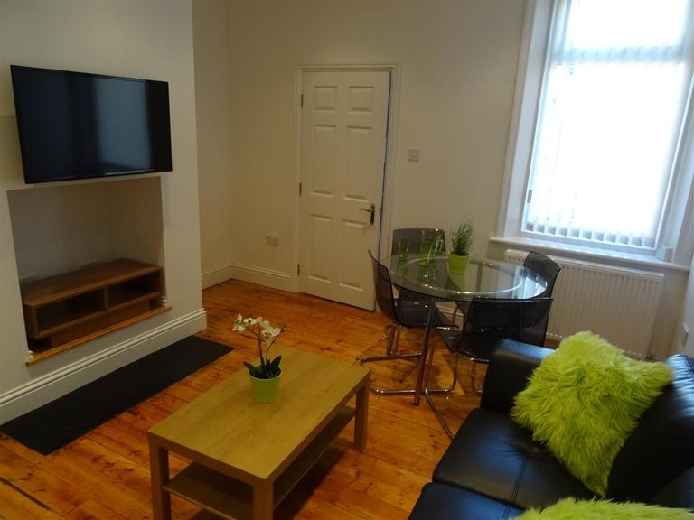 Dinsdale Road, Sandyford, Newcastle, NE2 1DN