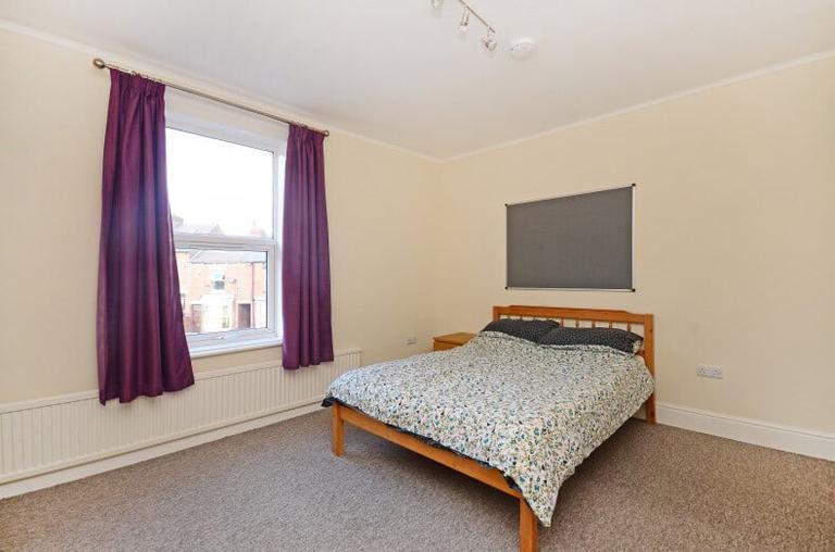 Pinner Road, Ecclesall, Sheffield, S11 8UG