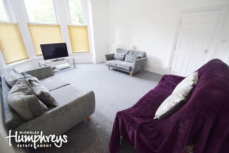 The Parkway, Shelton, Stoke-on-Trent, ST1 3BB