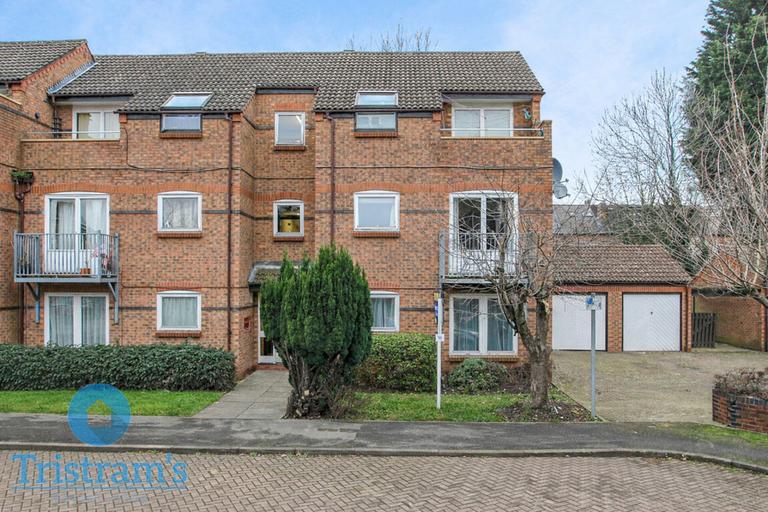 Tonnelier Road, Dunkirk, Nottingham, NG7 2RW