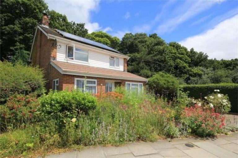 Salisbury Road, St. Dunstan, Canterbury, CT2 7SE