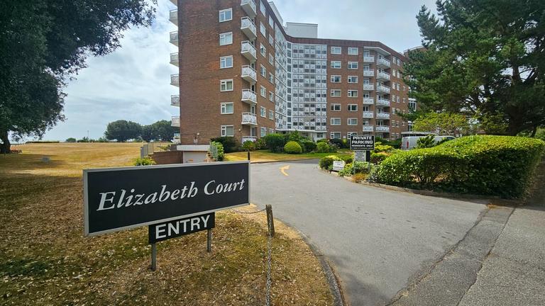 Elizabeth Court Grove Road, Boscombe, Bournemouth, BH1 3DR
