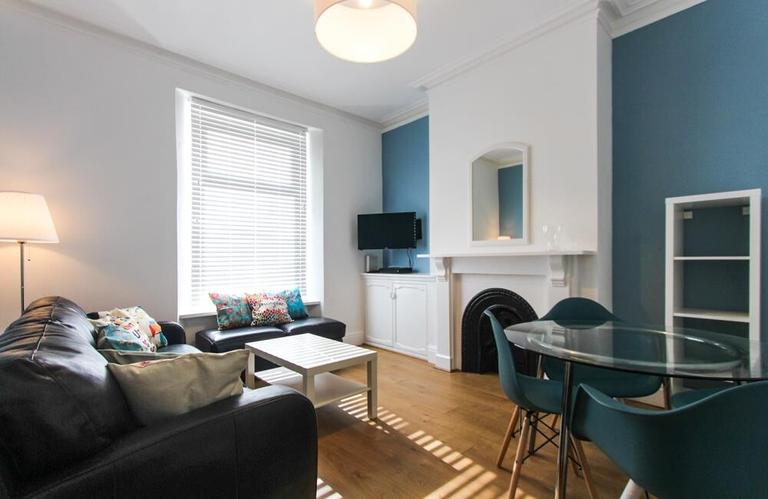 Talworth Street, Roath, Cardiff, CF24 3EJ