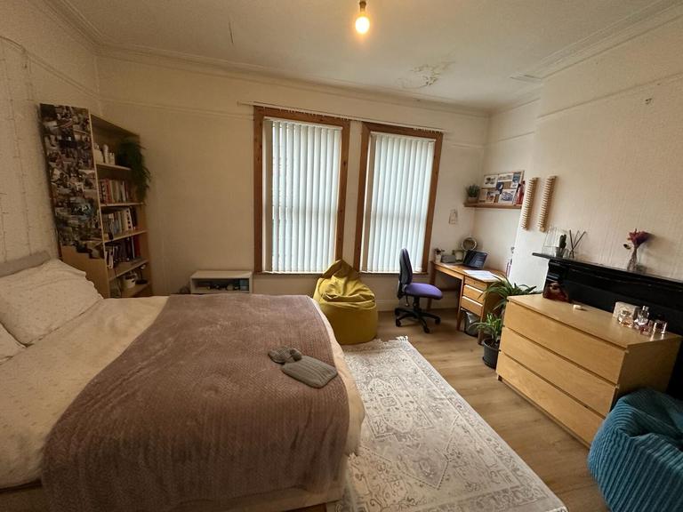 Archery Terrace, Woodhouse, Leeds, LS2 9AT