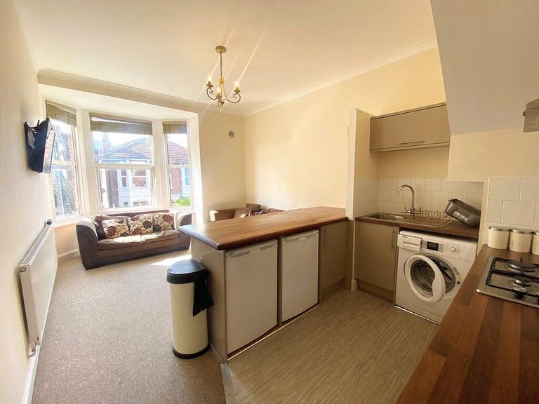 Albert Grove, Southsea, Portsmouth, PO5 1NG