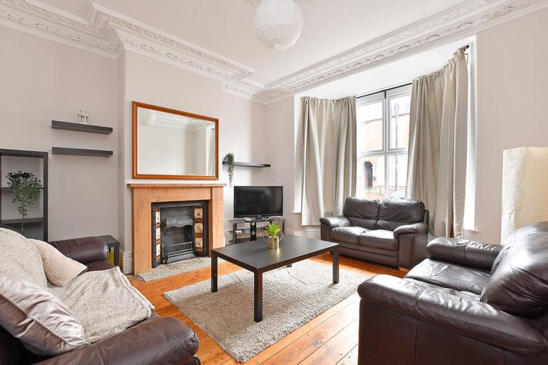 Club Garden Road, Ecclesall, Sheffield, S11 8BW