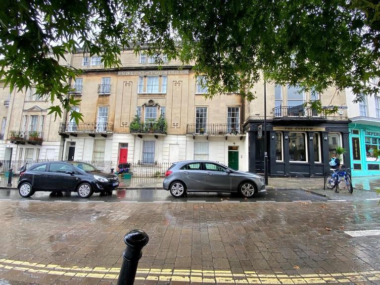 Cleveland Place West, City Centre, Bath, BA1 5DG