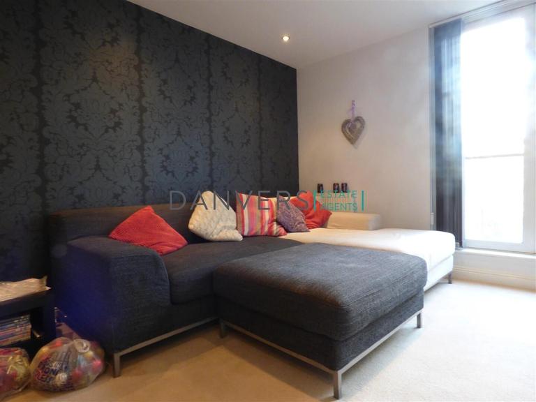 Woodford Road, City Centre, Leicester, LE2 7AQ