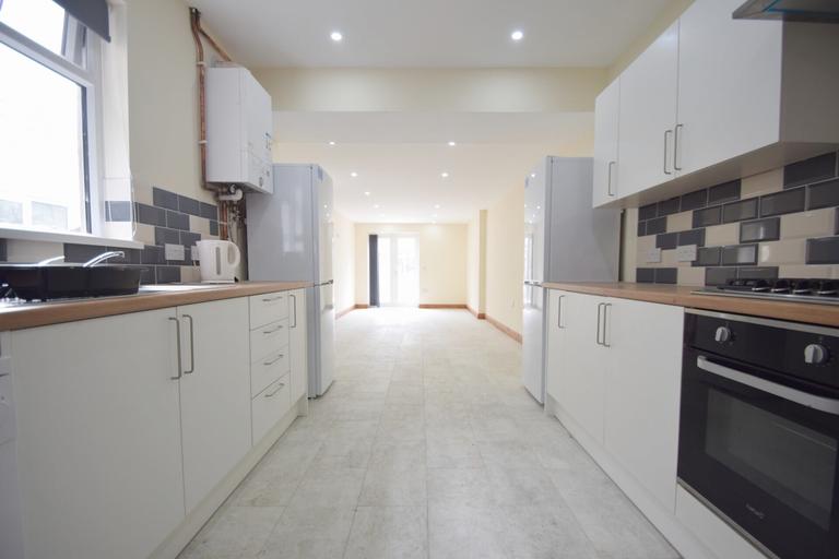 Moy Road, Roath, Cardiff, CF24 4SG