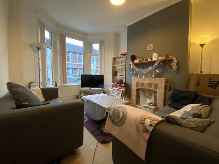 Australia Road, Heath, Cardiff, CF14 3DB