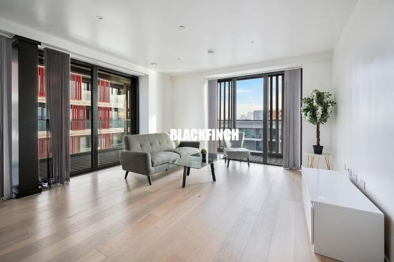 Bonnet Street, Canary Wharf, London, E16 2AL