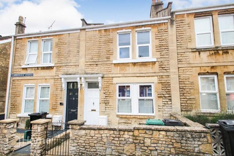 Sladebrook Avenue, Oldfield Park, Bath, BA2 2LA