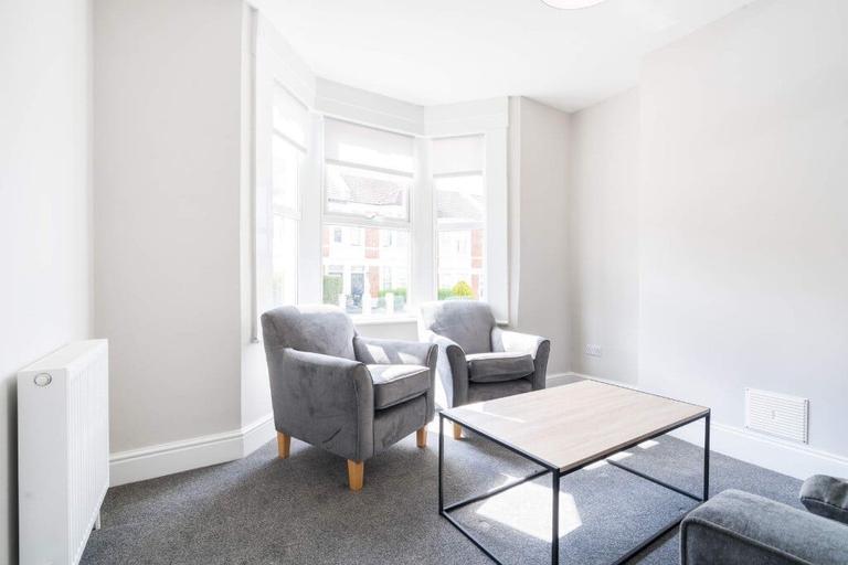 4 bedroom house for rent Repton Road Brislington West, Bristol, BS4 3LT