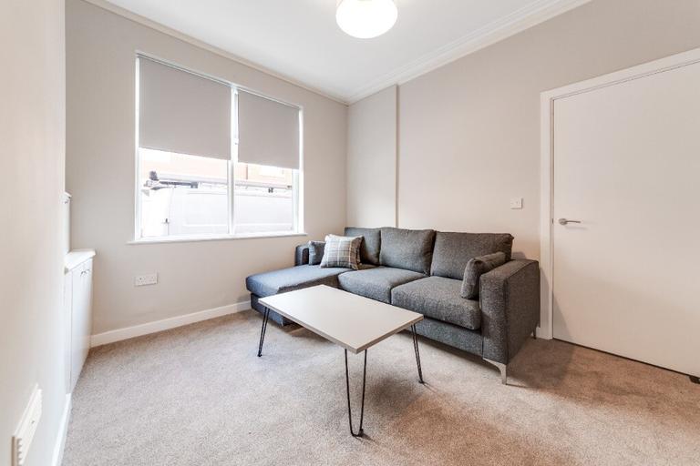 2 bedroom house for rent Parkfield Avenue Rusholme, Manchester, M14 4HL