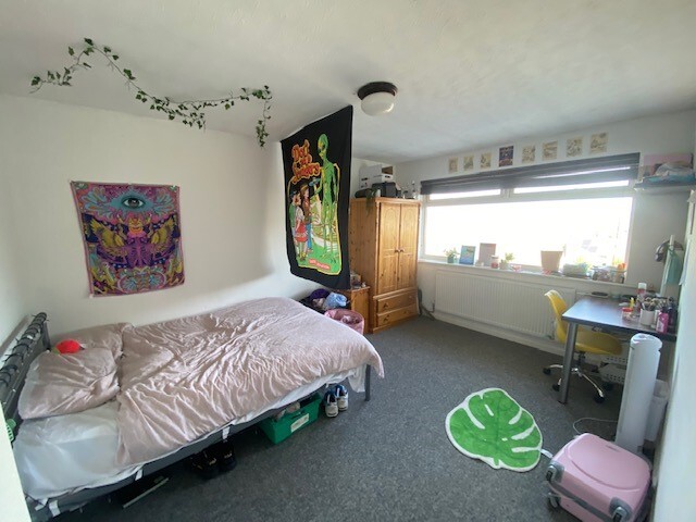 Canfield Close, Moulsecoomb, Brighton, BN2 4DJ