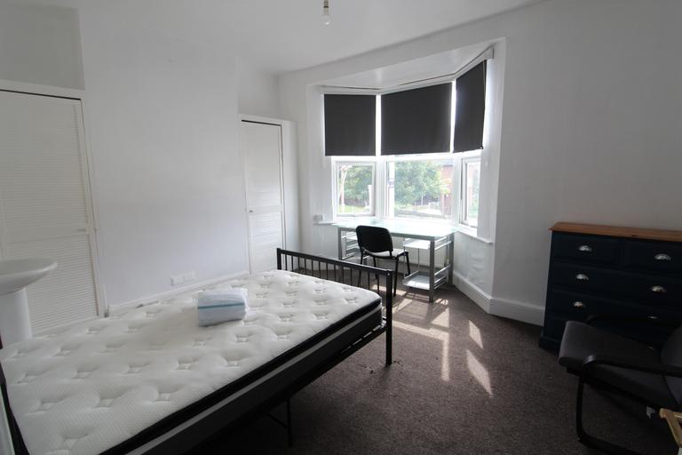 5 bedroom house for rent Viaduct Road, Brighton, BN1 4ND UniHomes