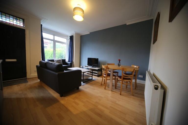 4 bedroom house for rent St. Anns Avenue, Leeds, LS4 2PB UniHomes
