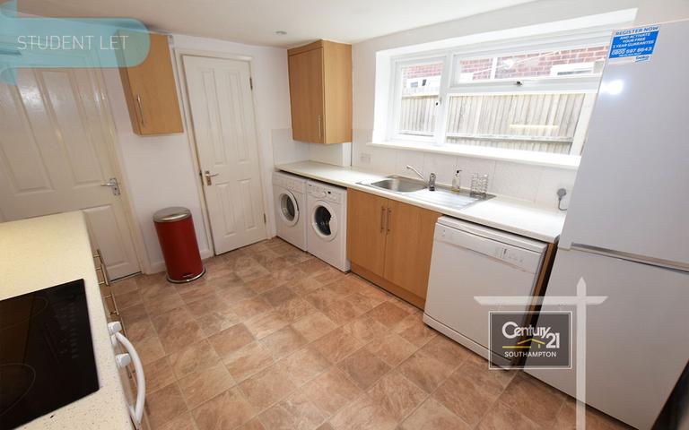Blackberry Terrace, Portswood, Southampton, SO14 0EE