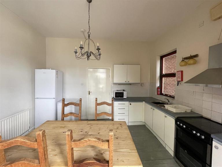 Moor End Road, Crookesmoor, Sheffield, S10 1ND