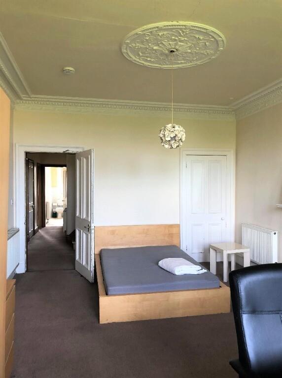 Warrender Park Terrace, (4F2), Marchmont, Edinburgh, EH9 1EE