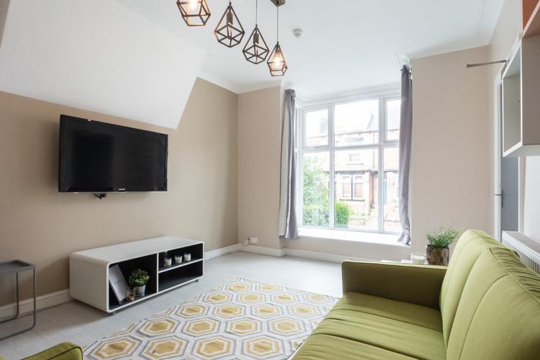 Grimthorpe Terrace, Headingley, Leeds, LS6 3JS